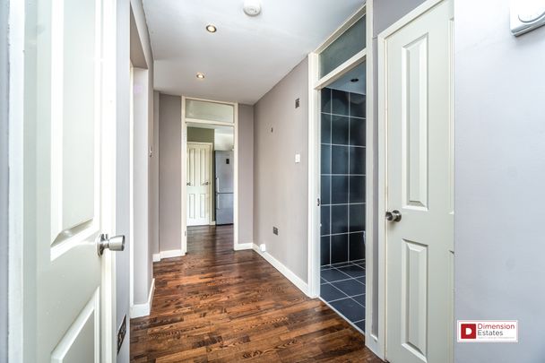 New Wanstead, E11, London - Photo 1