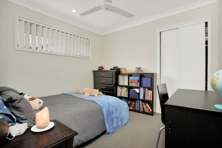 Fabulous 3 bedroom home - Photo 3