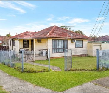 27 Quiros Avenue, Fairfield West, NSW 2165 - Photo 2