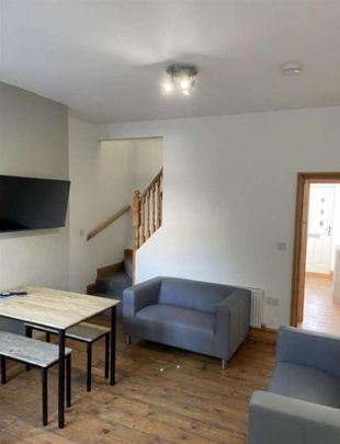 Swansea Road, Norwich, NR2 - Photo 1