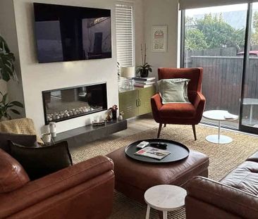 High end 3brdm townhouse with spacious bedrooms - Photo 3