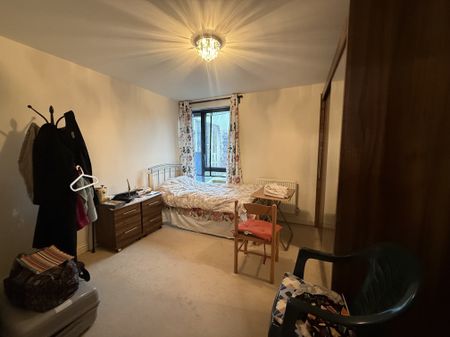 Charcot Road, London - Photo 2