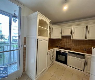 Location Appartement 3 pièces 77m² CENON 33150 - Photo 4