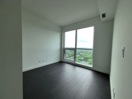 For Lease - 27 Mcmahon Drive Unit# 2702, Toronto, Ontario - Photo 3