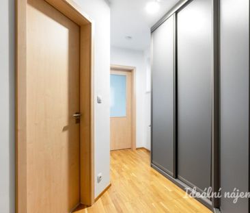 Pronájem bytuRenting an apartment 1+kk, 34 m2 - Photo 3