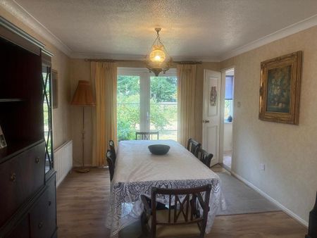 4 bedroom detached house to rent - Photo 5