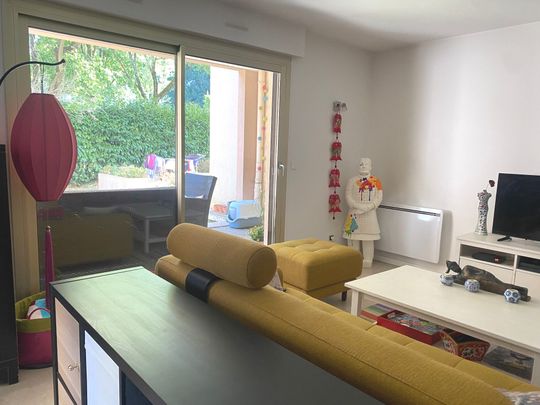 Location Appartement 4 pièces 106m² LYON 4ème - Photo 1