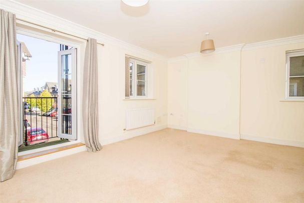 4 bedroom townhouse to rent - Photo 1