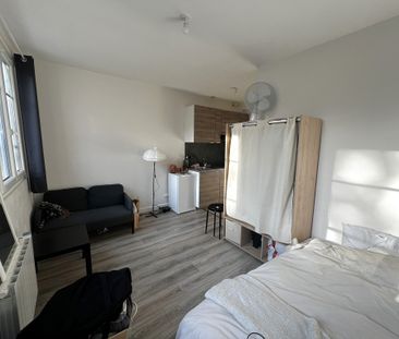 Location Appartement 1 pièce 19m² ST MAUR DES FOSSES 94210 - Photo 4