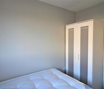 6 bedroom private hall to rent - Photo 4