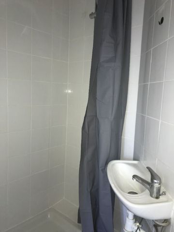 Location appartement 1 pièce, 17.00m², Ivry-sur-Seine - Photo 5