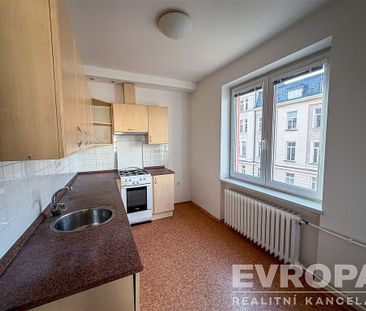 Pronájem bytu 2+1 57 m² - Photo 1