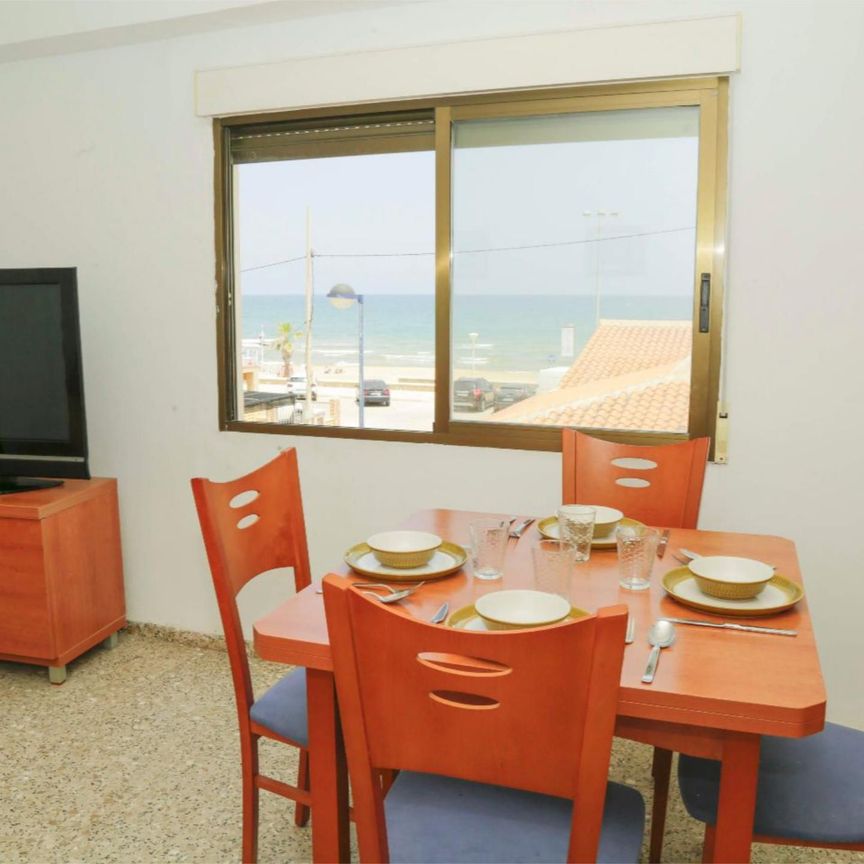 Apartamento de alquiler en Carrer Paris, 5, Piles - Photo 1