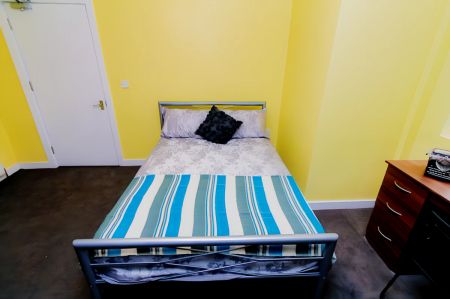 1 Bed 1 Bath - Photo 4