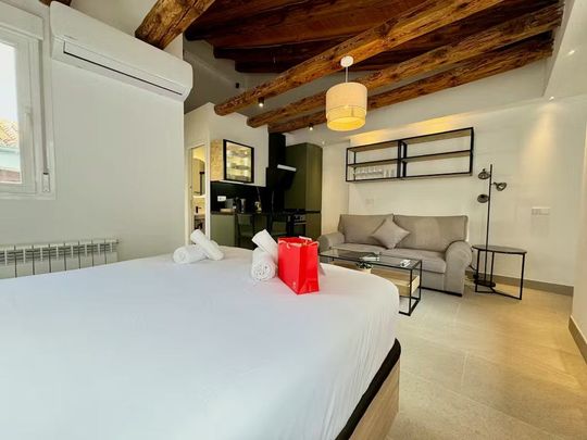 Calle del Desengaño, Madrid, Community of Madrid 28004 - Photo 1