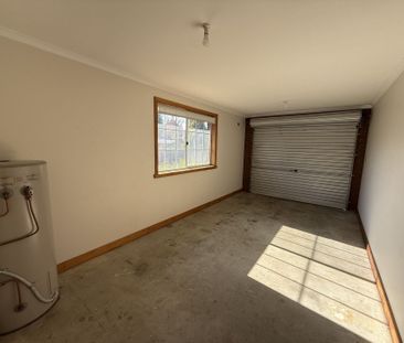 Looking for a cosy unit? You'll love Living Here! - Photo 6