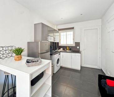 Location Appartement 1 pièce Meublé 19m² ANTIBES 06160 - Photo 4