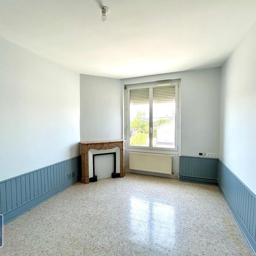 Location Appartement 2 pièces 41m² PERONNAS 01960 - Photo 1