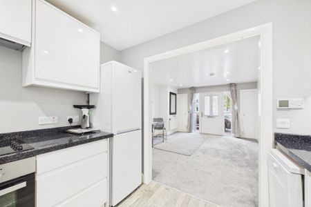 1 bedroom apartment to rent - Photo 2