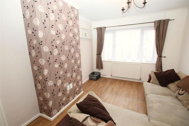 2 bedroom End Terraced to let - Photo 1