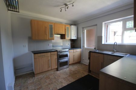 Bartram Close, Uxbridge, UB8 - Photo 5