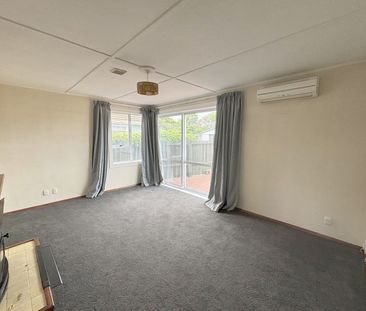 6 Avro Crescent, Hornby, NZ 8025 - Photo 2