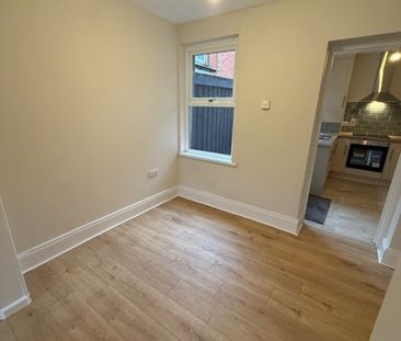 23 Parkgate Parade, Sydenham , BELFAST, BT4 1ET - Photo 2