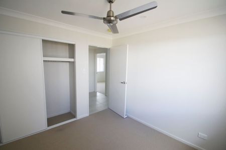 Modern Family Home in a Quiet Cul-de-Sac - Photo 5