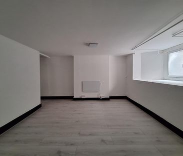 St. Lukes Road, Maidstone ME14, London - Photo 4