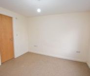 2 bed Apartment for Rent - Photo 6