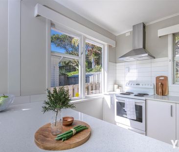 102 Helston Road, Paparangi - Photo 5