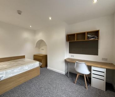 16 Well Street - Photo 4