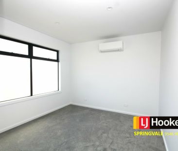 BRAND NEW TOWNHOUSE - Photo 6