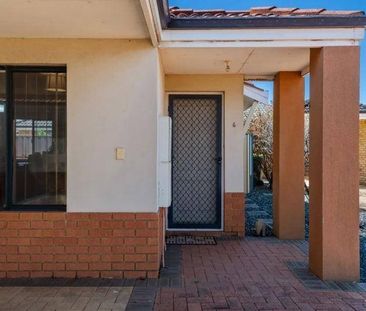 Great Location, Coastal Lifestyle! - Photo 2