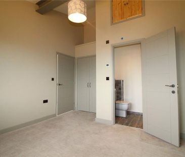 3 bedroom barn conversion to rent - Photo 3