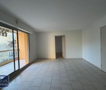 Location Appartement 2 pièces 46m² PERIGUEUX 24000 - Photo 2