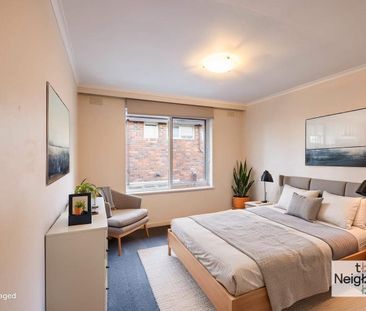 SUNNY TWO BED IN PRIME MURRUMBEENA LOCATION - Photo 4
