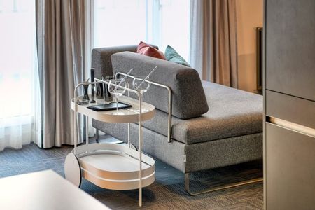 "Abheben im möblierten Apartment "PC-21" im The Tower, Stans" - Photo 4