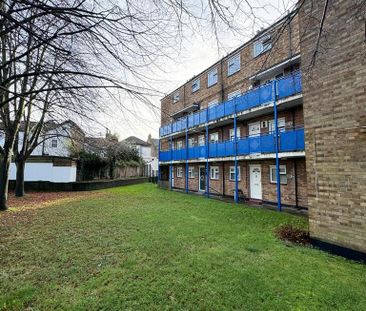 Studio to rent - Photo 6