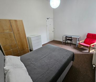 Room in a Shared Flat, Clutha Street, G51 - Photo 4