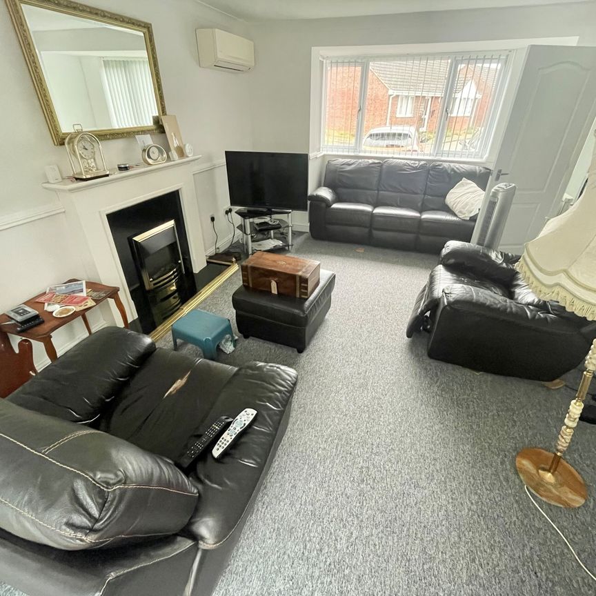 Talbot Close, Wymondham - Photo 1