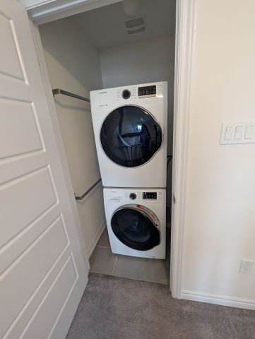 For Lease - 17 Roseberry Lane, Kitchener, Ontario - Photo 4