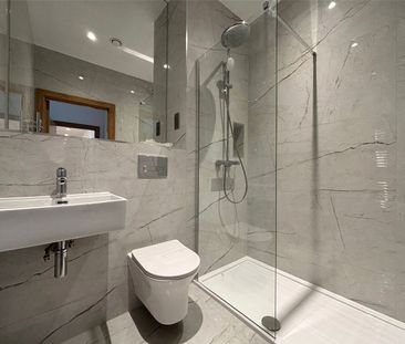 Sheila House, Fleet, Hampshire, GU51 - Photo 2