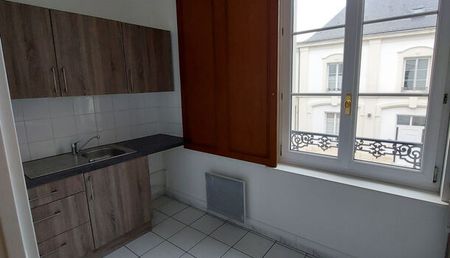 Appartement 3 pièces 59m2 REIMS 775 euros - Photo 5