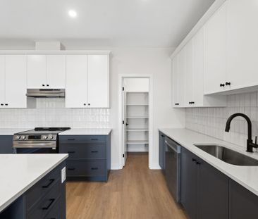 For Lease - 1031 Moore Street, Brockville, Ontario - Photo 2