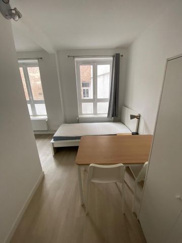 Location Appartement 1 pièce 16m² LILLE 59000 - Photo 2