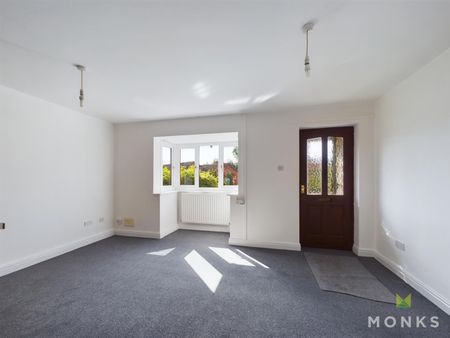 17 Foxleigh Grove, Shrewsbury, SY4 5BS - Photo 2