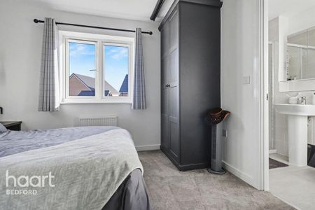 3 bedroom semi-detached house to rent - Photo 4