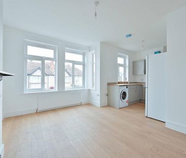 2 bedroom maisonette to rent - Photo 1