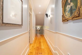 Apartment T4 in Cedofeita, Santo Ildefonso, Sé, Miragaia, São Nicolau e Vitória, Porto